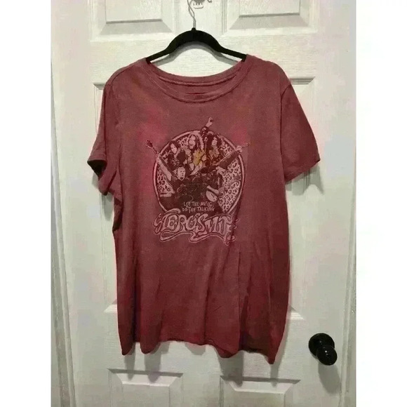 Aerosmith Top Size 2 By The Vinyl Icons Graphic Tee Let The Music Do The Talking - Picture 1 of 4